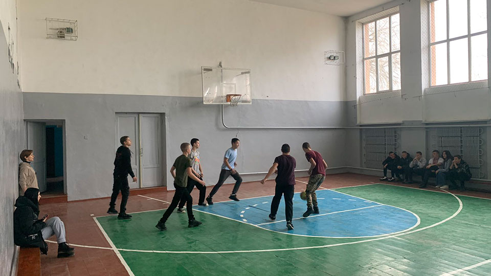 Шкільні змагання з баскетболу 3х3 серед старшокласників